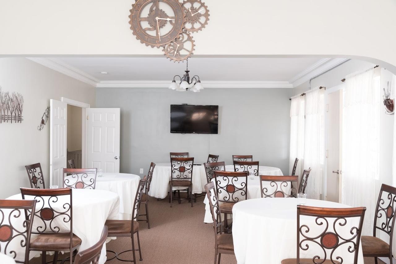 الإسكندرية، فيرجينيا Moon Inn Hotel المظهر الخارجي الصورة
