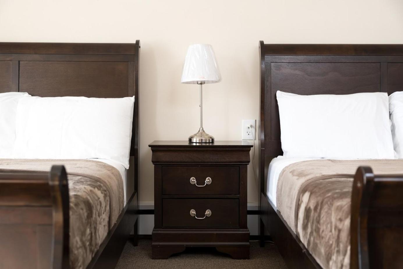 الإسكندرية، فيرجينيا Moon Inn Hotel المظهر الخارجي الصورة